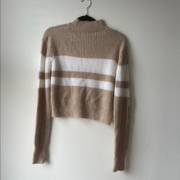 UK2LA Tan and White Striped Cowl Neck Sweater - Picture 3 of 4